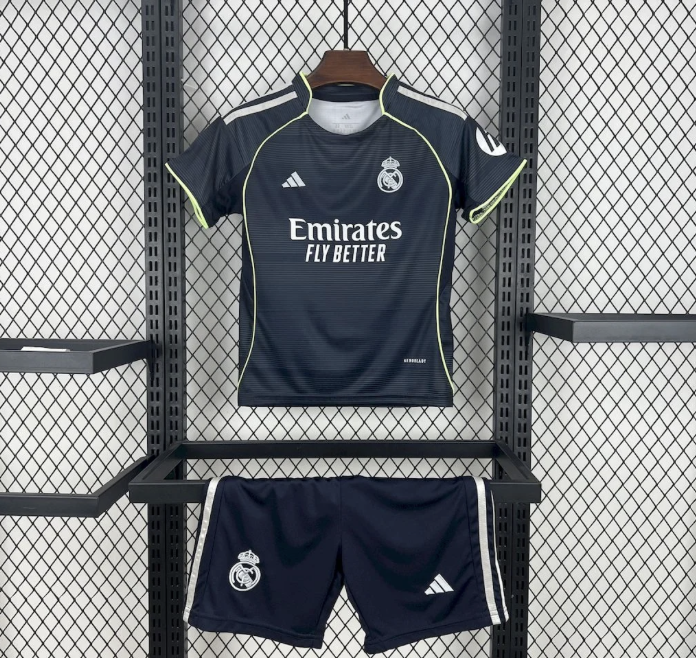 Kit Enfant Real Madrid Extérieur 2025/2026