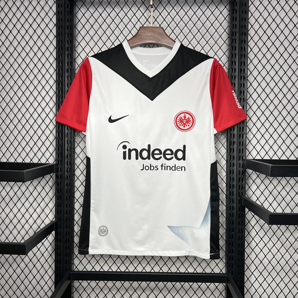 Eintracht Francfort Domicile 2024/2025
