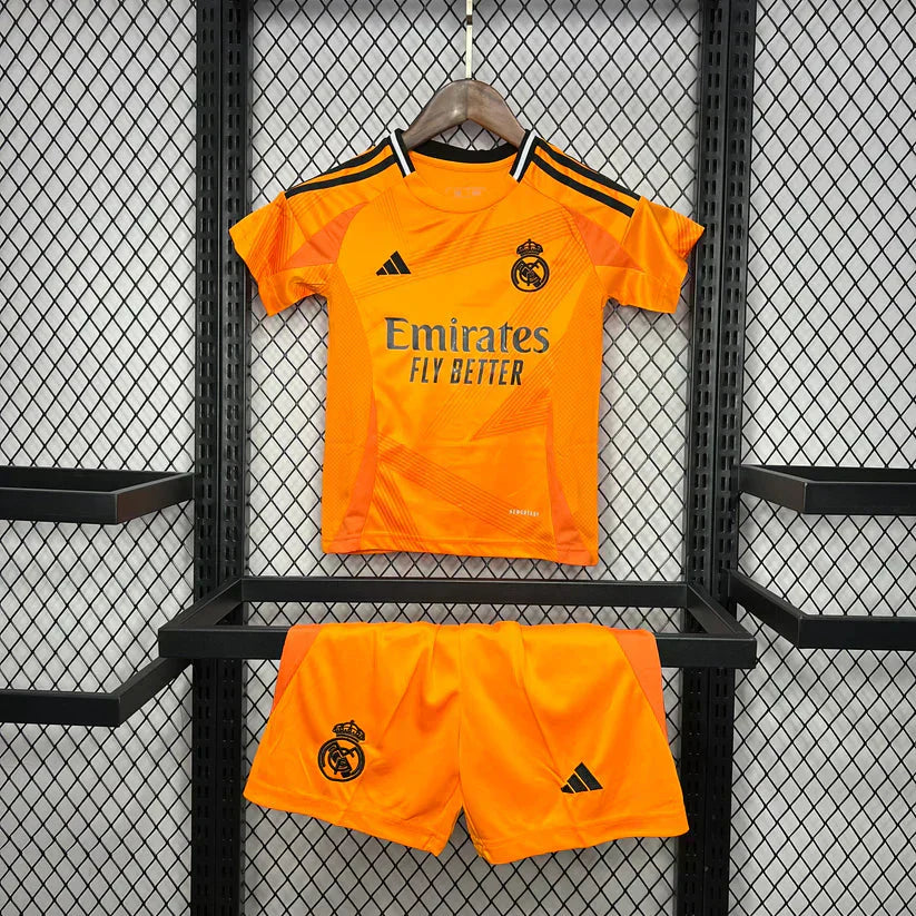 Kit enfant Real Madrid Extérieur 24/25