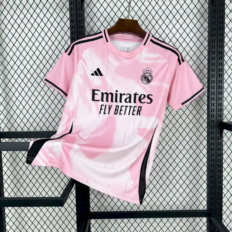 Real Madrid Konzept Pink 2024/2025